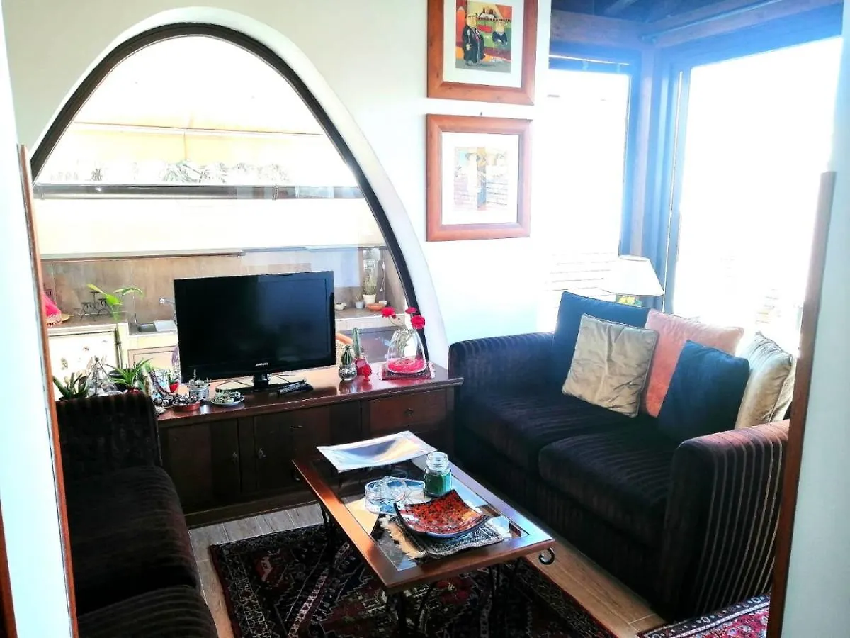 Bibi'S Guesthouse サン・レオーネ 0*,  イタリア